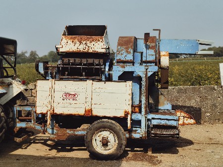 બજાજ ફુંકની