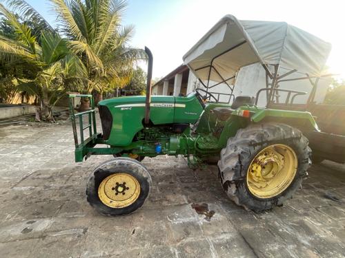 જોન ડિયર 5041c વેચવાનું  છે