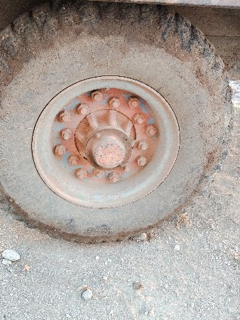 ડોલી ના ટાયર વેચવાના છે