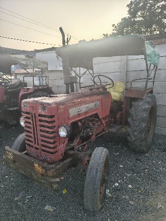 મહેન્દ્રા 225 di 93 મોડલ