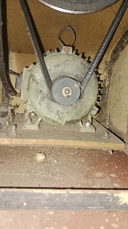 સોપારી કટિંગ મશીન વેચવાનું છે