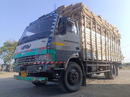 थंबनेल 2