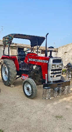 ટ્રેક્ટર વેચવાનું છે