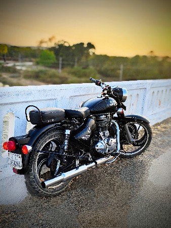 વેચવાનું છે બુલેટ ક્લાસિક350