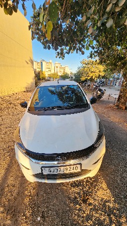 TATA TIAGO