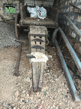 ચાલુ કન્ડીશન માં બળદગાડી વેચવા ની છ