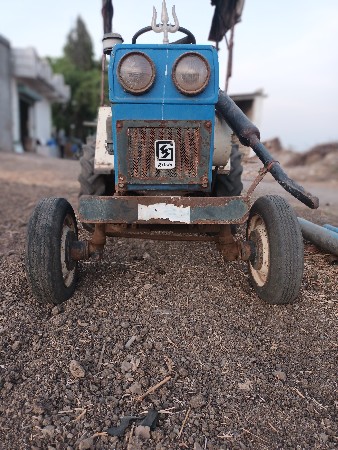 શિંગડા વાળા માંથી ફોરવીલ બનાવેલ