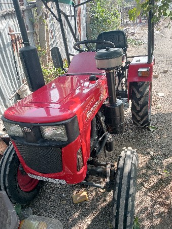 mahindra 215