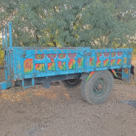 વાઘેશ્વરી ટ્રેલર વેચવાની છે