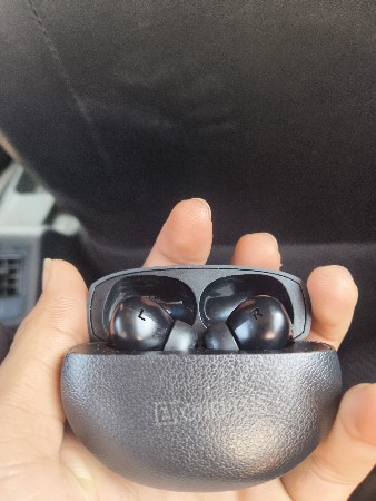 OnePlus Style Wireless Earbuds