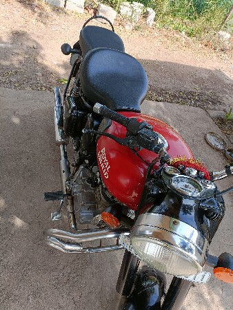 બુલેટ ગાડી વેચવાની છે