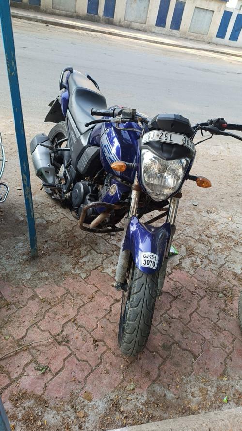 Yamaha fz super condition