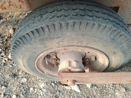 ટ્રેલર વેચવાનું છે