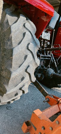 મોટા ટ્રેકટર ના ટાયર વેચવાના છે