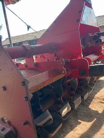 थंबनेल 2