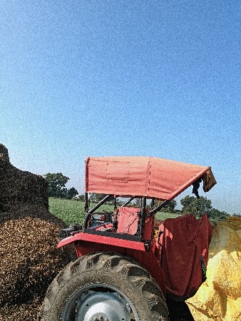 ટ્રેક્ટર ની છત્રી ને ટેપ