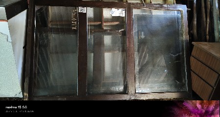 ફર્નિસર માંડણી ટેબલ પાટીશાન