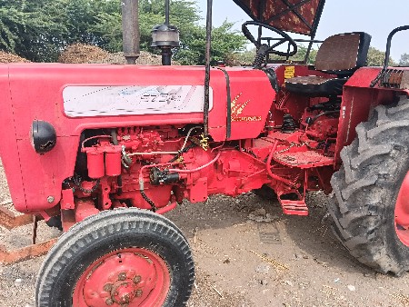 Mahindra 575