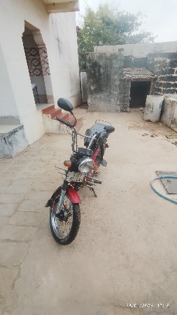 વેચવાનું છે