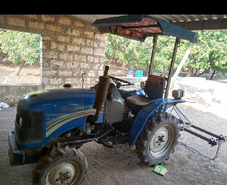 મીની ટ્રેકટર વેસવાનું  છે
