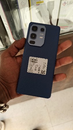 વેચવાનો છે