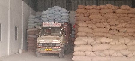 थंबनेल 2