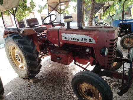 ટ્રેકટર વેચવાનું છે