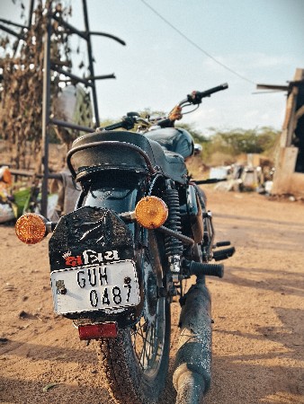 थंबनेल 3