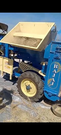 બજાજ ફૂકણી વેશવાની છે