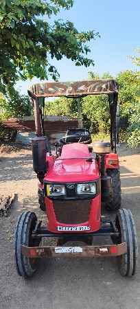 યુવરાજ ટેકટર