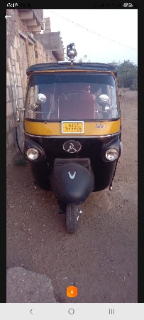 રીક્ષા વેચવાની છે