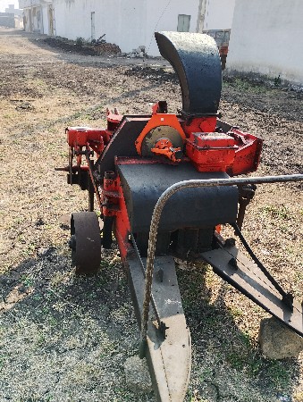 મોબાઈલ સેડર વેચવાનું છે