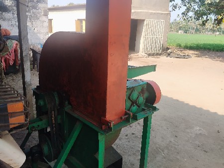 પરિશ્રમ કટિંગ મશીન