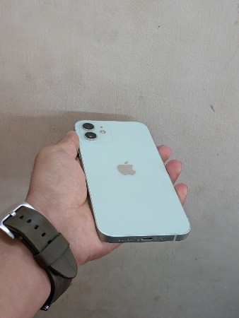 apple I phone 12