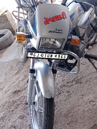 splendor plus વેચવાની છે