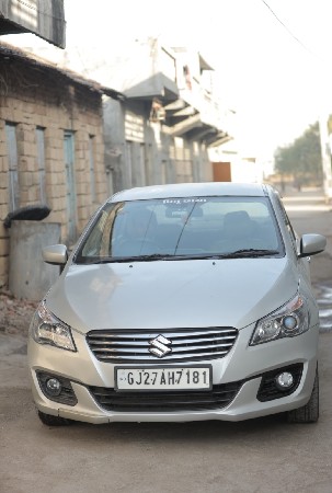 ડીઝલ ciaz car વેચવાની છે