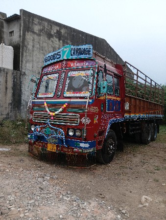Ashok Leyland 24 foot
