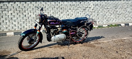 ડીઝલ બુલેટ વેચવાનું છે