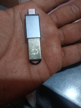 pen drive.   256 gb original