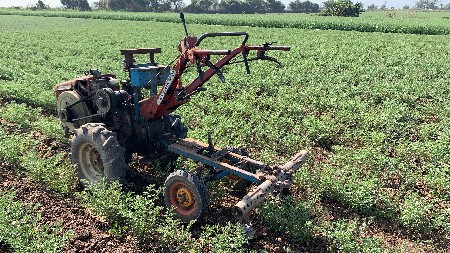 સીંગડા વારૂ ટ્રેક્ટર