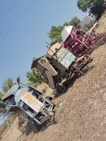 થ્રેસર વેચવાના છે