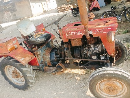 કેપ્ટન.  મોડલ 6