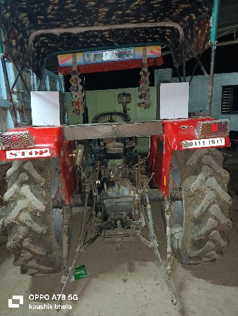 આ ટ્રેક્ટર વેચવા નું સે