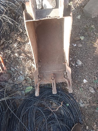 બકેટવેસવાનુસે જોવામલસે પીયાવા