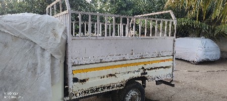 ખાલી ઠાઠું