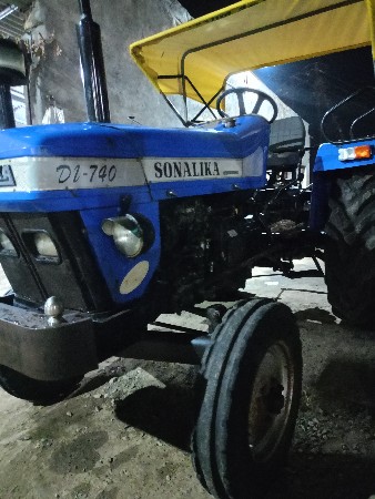 મેશી ટ્રેક્ટર વેચવાના છે