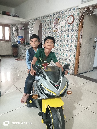 નાના બાળકોનું ટૂવ્હીલર બાઈક