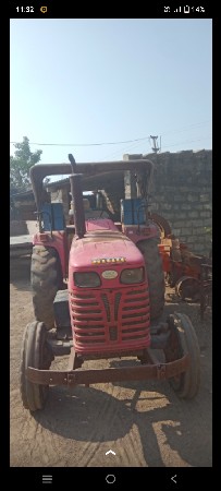 ટ્રેક્ટર વેચવાનું છે