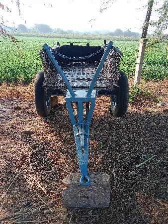 ટ્રેક્ટર માં ચાલે તેવો