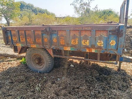 વેચવાની છે